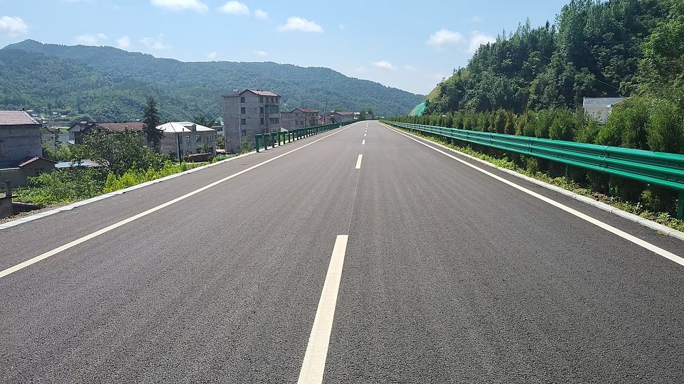 襄十隨神城市群市際、縣際斷頭路、瓶頸路(房縣段）建設(shè)項(xiàng)目